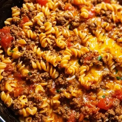 Crockpot Taco Pasta: Weeknight Family Favorite