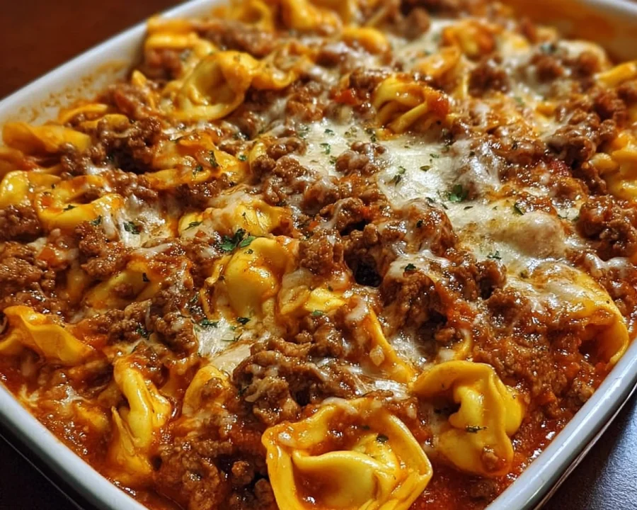 Easy Beefy Tortellini Bake: One-Pan Comfort