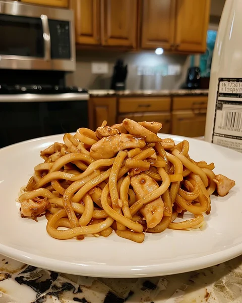Delicious Chicken and Rice Noodle Stir-Fry Recipe